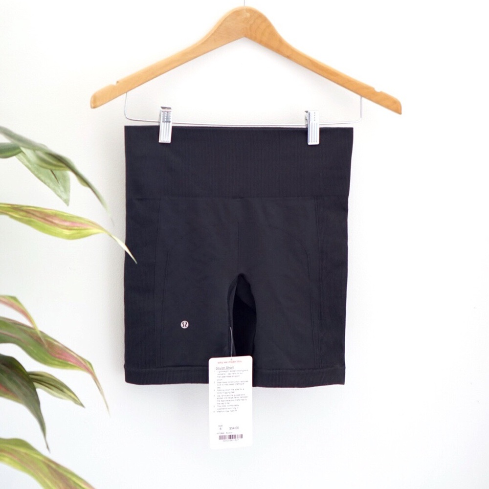 Lululemon Workout Shorts, Size 6